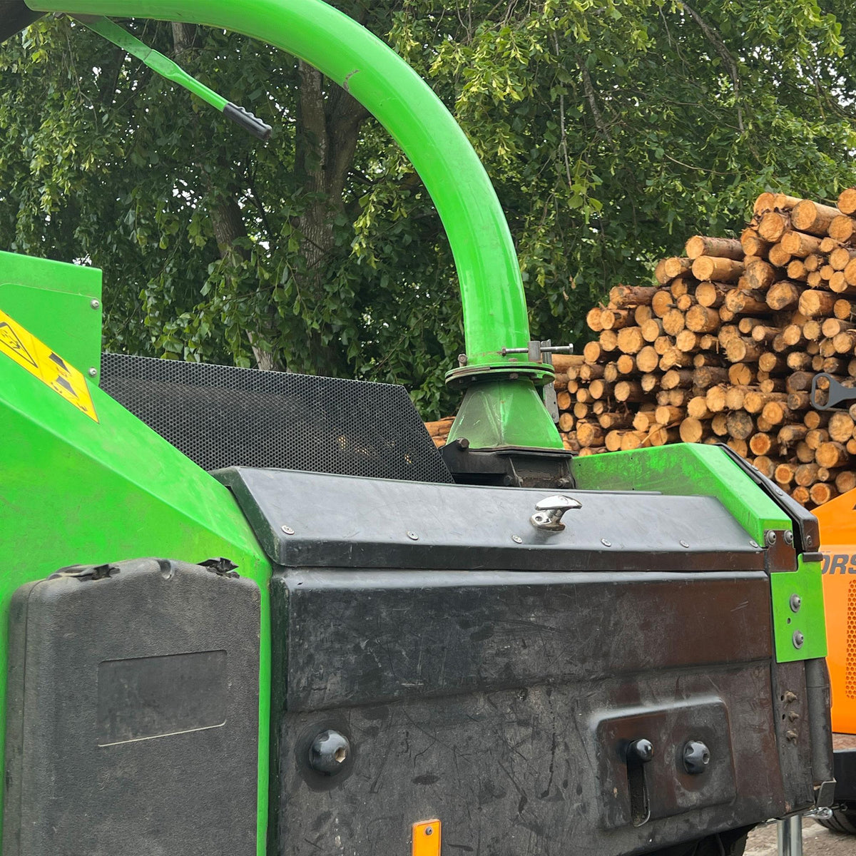 Chipping Timber Collections – Used woodchippers