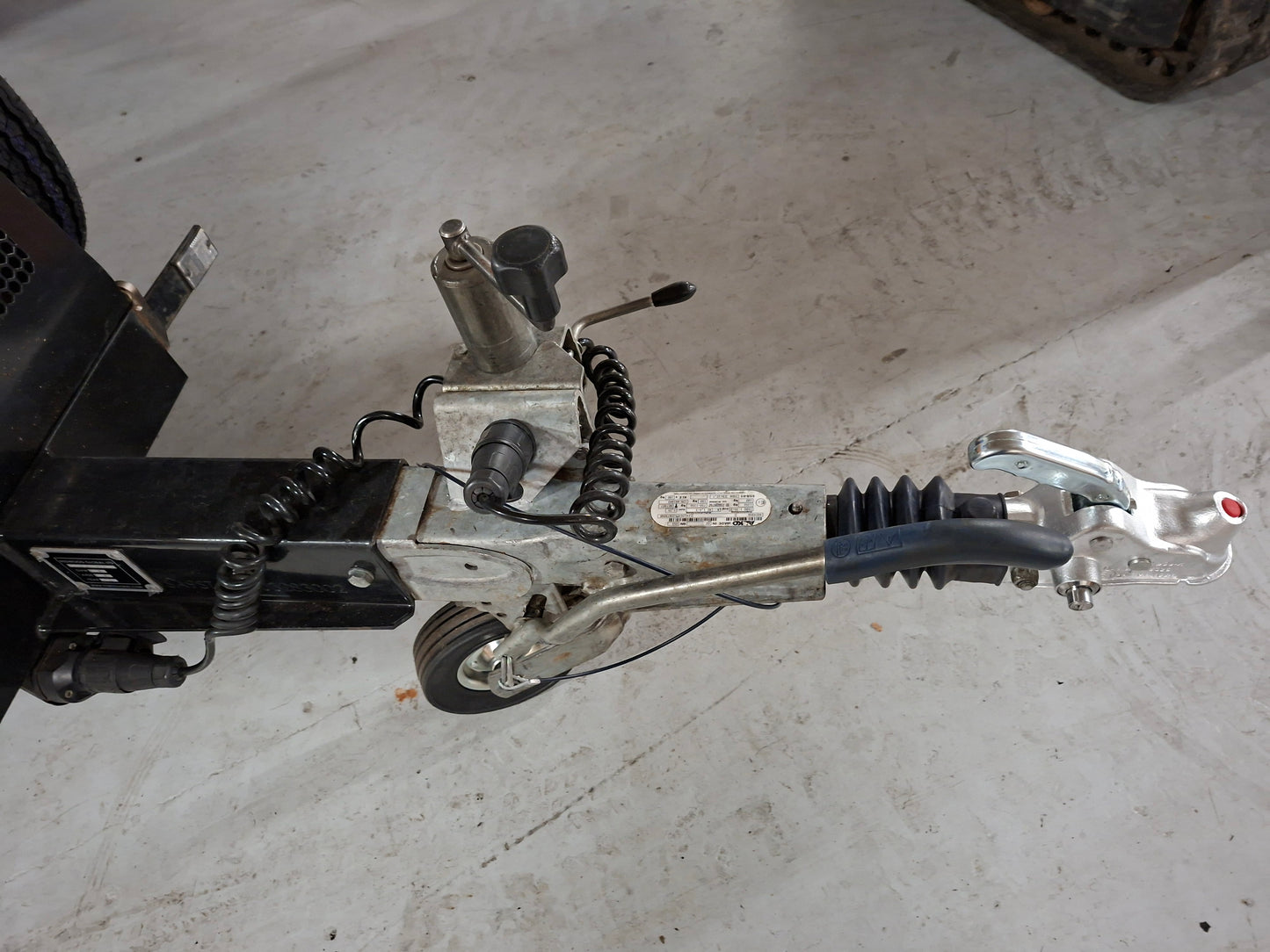 Först ST6P HD | 2024 | 136 hours